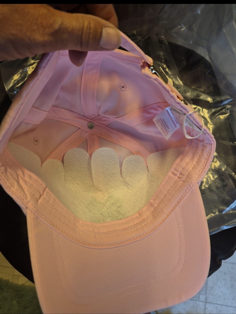 Lilly Pulitzer Shell Pink Logo Run Around Hat - Picture 2 of 5